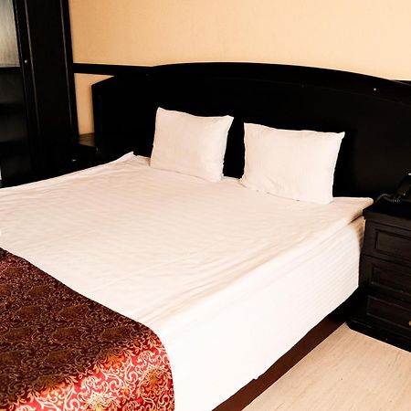 Belon Life Hotel Nur-Sultan  Exterior photo