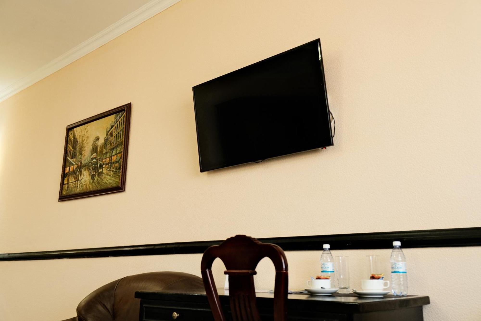 Belon Life Hotel Nur-Sultan  Exterior photo