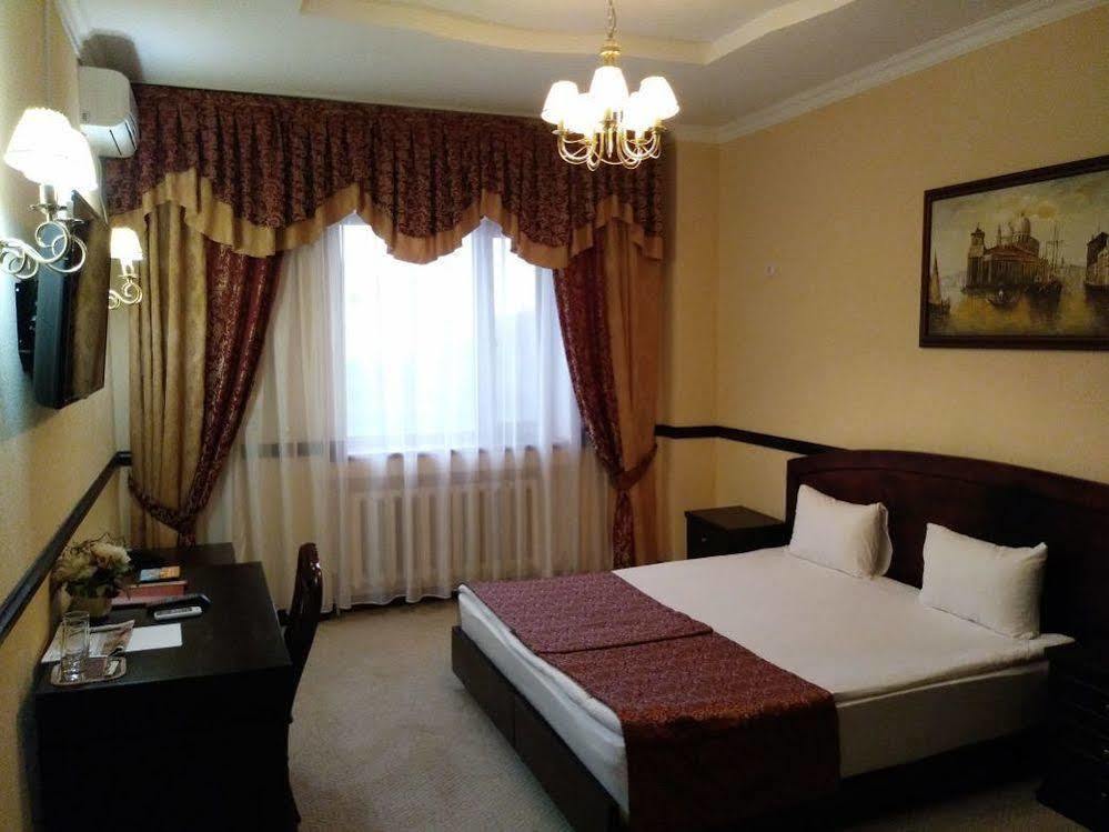 Belon Life Hotel Nur-Sultan  Exterior photo